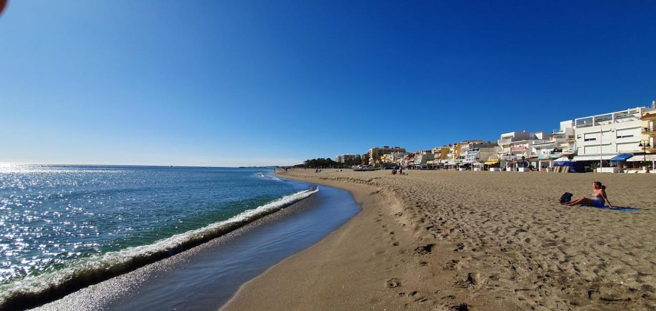 Carlos Beach Ground Floor Apartment & Parking Торремолинос Экстерьер фото